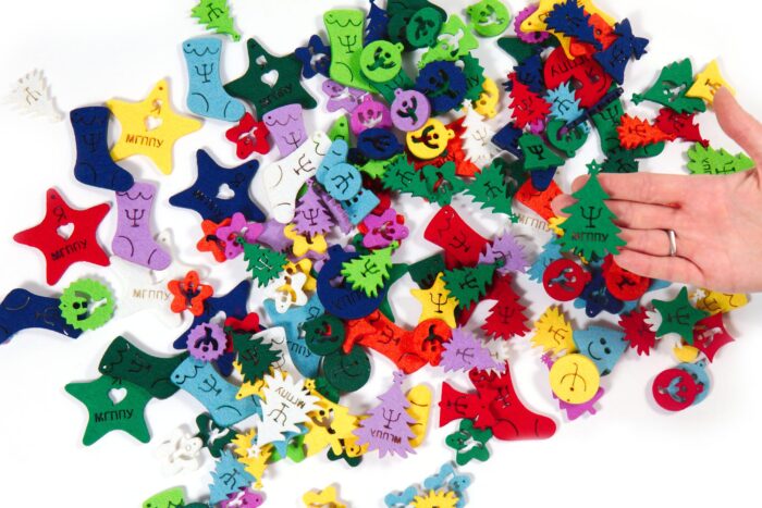 Набор ярких миниатюрных игрушек на елку в горшке, фетровые игрушки с логотипом