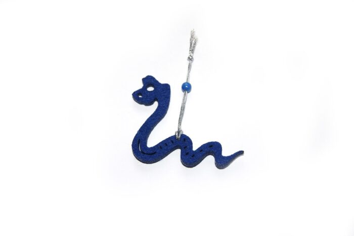 сувенир змейка из фетра, силуэтная елочная игрушка, промо-сувенир из фетра