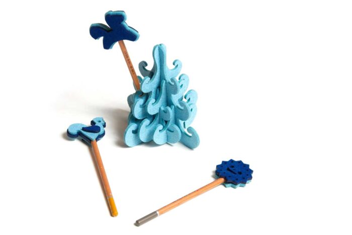 настольный сувенир "Елочка" с игрушками, елка карандашница, игрушки на карандаши
