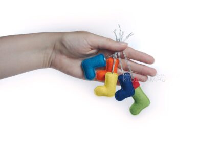 миниатюрные игрушки из фетра, елочка, варежка, сердечко, варежка, валенок, звёздочка, новогодние игрушки из фетра, игрушки ручной работы