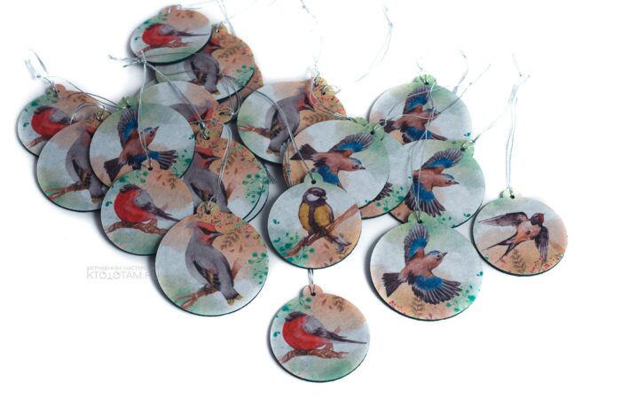 эко подарки из фетра елочная игрушка с рисунком акварельные птицы, фетровые эко ёлочные игрушки, персонаж на заказ из фетра с логотипом