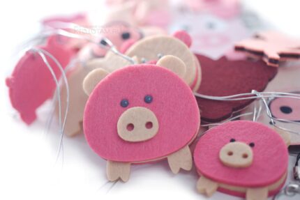 сувениры в виде свиньи, сувениры к году желтой земляной свиньи, сувенир свинья 2019
