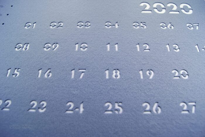 вечный календарь из фетра с логотипом на заказ