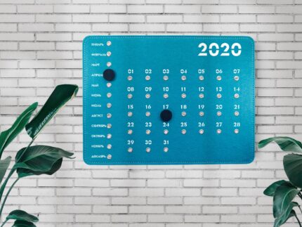 вечный магнитный календарь из фетра бирюзовый