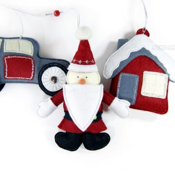 мягкие елочные игрушки дед мороз, домик и машинка из фетра с логотипом
