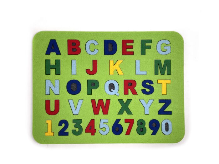 Английский алфавит, пазл вкладыш из фетра, салатовый, азбука на планшете, буквы из фетра, обучающая игра, подарок для мальчика или девочки, развивающие игры для детей из фетра