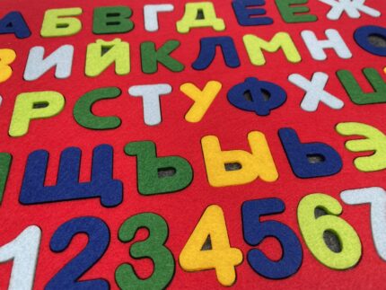 Азбука русский алфавит вкладыш из фетра красная, азбука на планшете, буквы из фетра, обучающая игра, подарок для мальчика или девочки, развивающие игры для детей из фетра, пазлы вкладыши