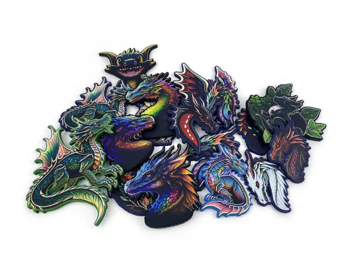 драконы фигурки из фетра, подарки в виде символа года с логотипом, корпоративные подарки на заказ