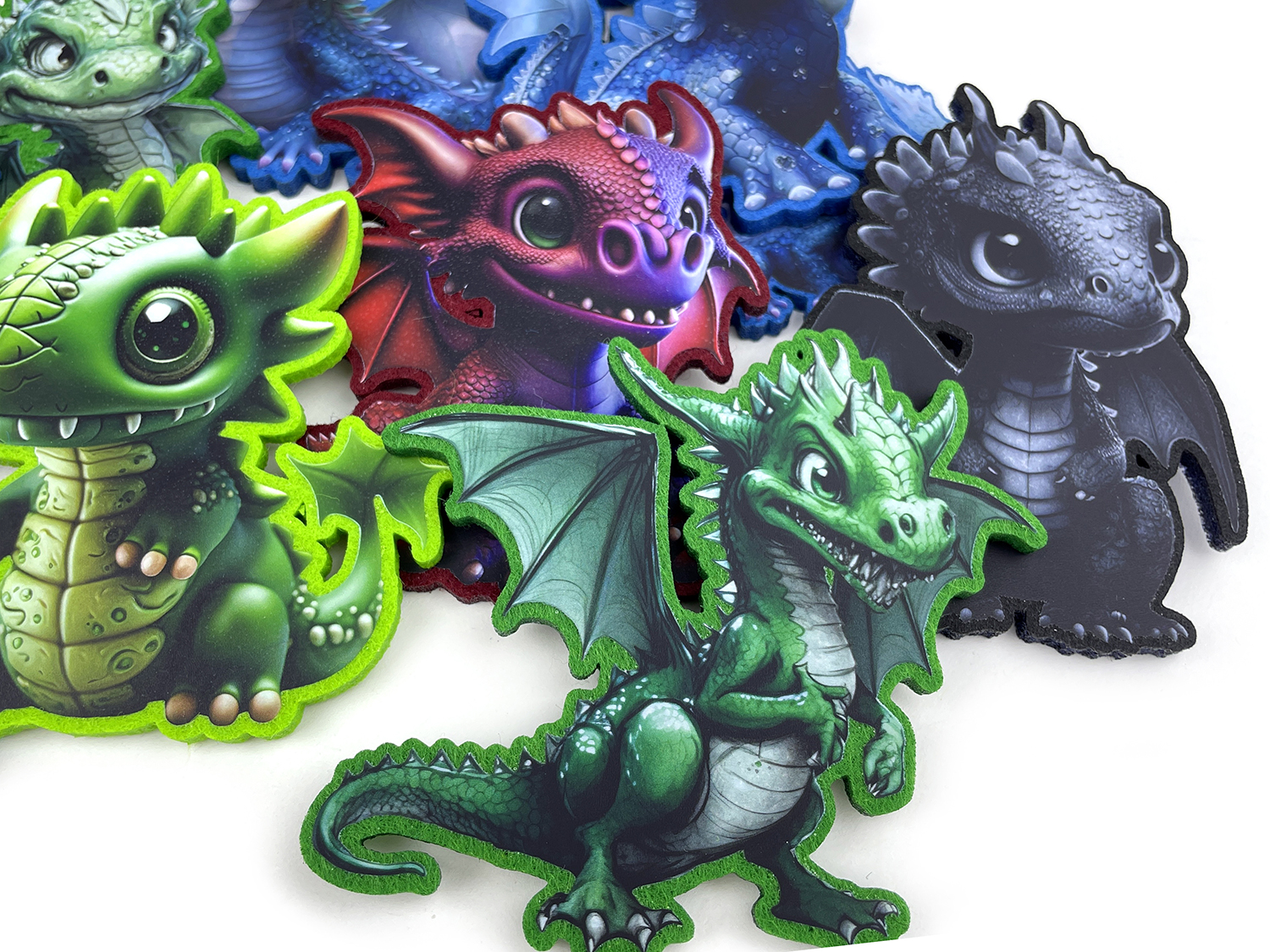 подарок на новый год ёлочные игрушки символ года дракона. корпоративные сувениры из фетра на заказ
