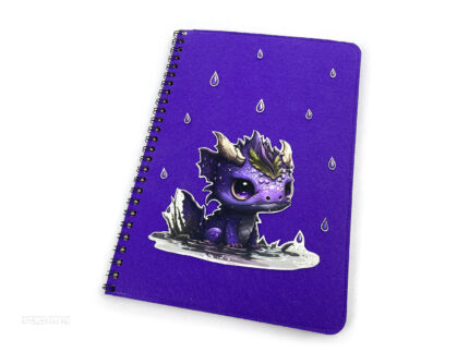 Фиолетовый блокнот на пружине "Дракон по дождем" из фетра, эко сувенирная продукция с логотипом на заказ