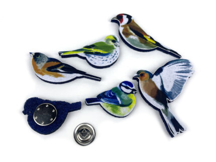 Значок из фетра в виде птичек, промо сувениры оптом купить ручной работы оптом