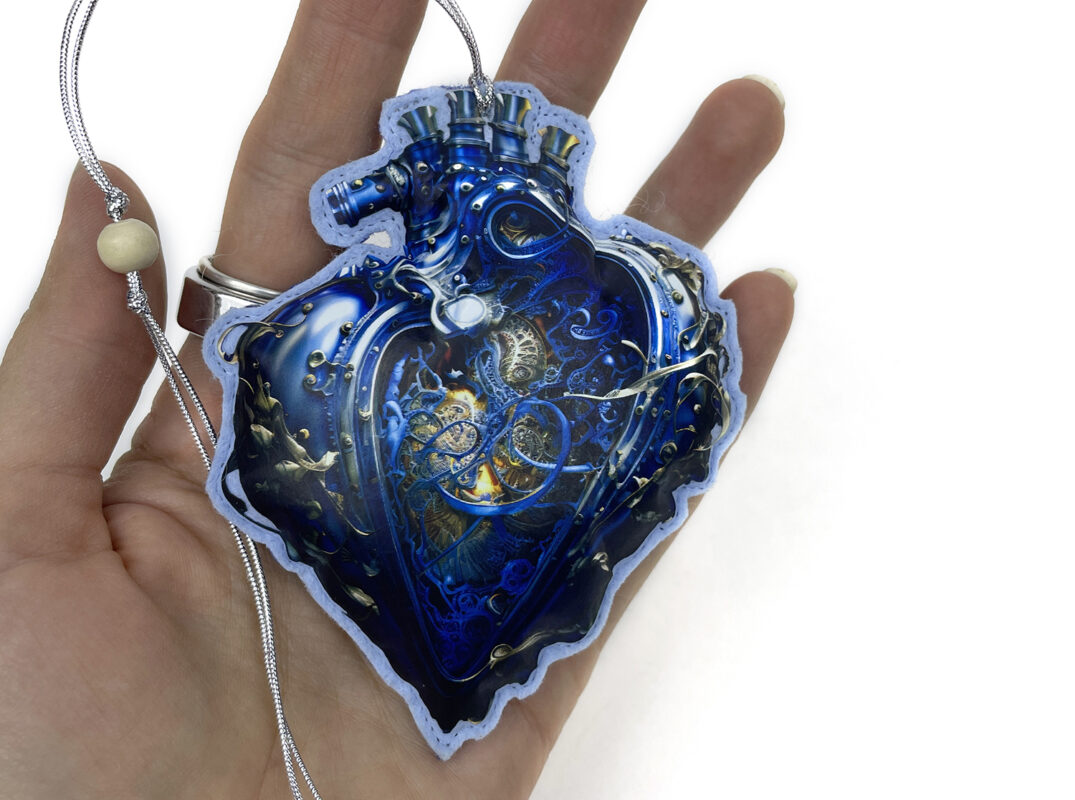 синее стимпанк-сердце мягкая игрушка на ёлку, оптом подарки из фетра, фирменные сувениры из войлока